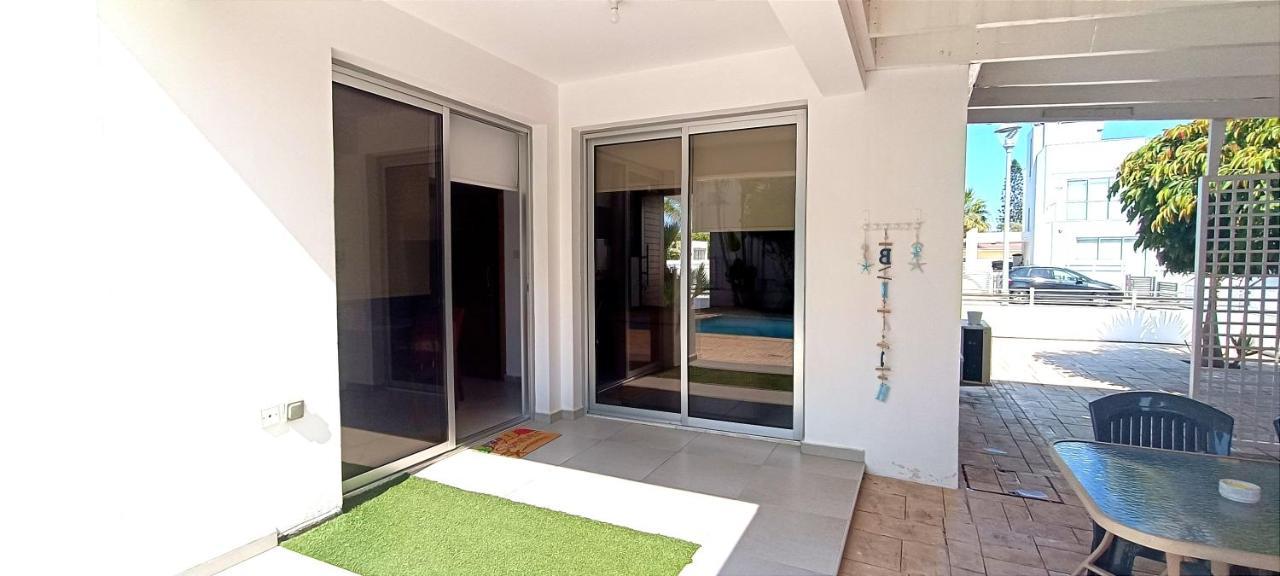 Colonial Villa 32 เปร์โวเลีย ภายนอก รูปภาพ