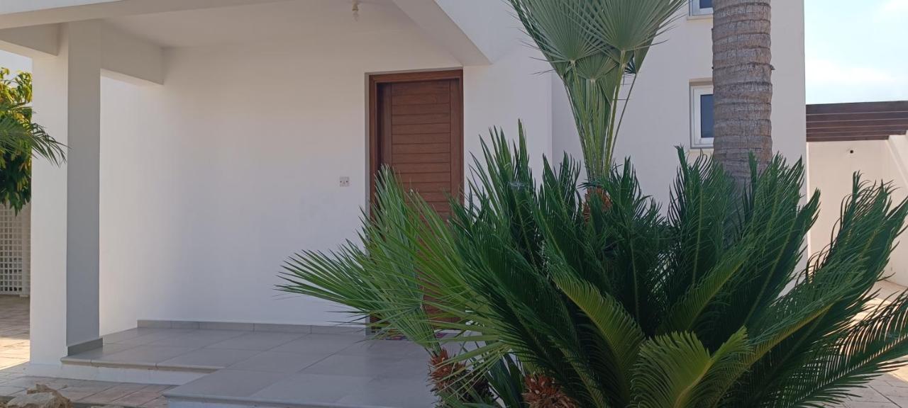 Colonial Villa 32 เปร์โวเลีย ภายนอก รูปภาพ