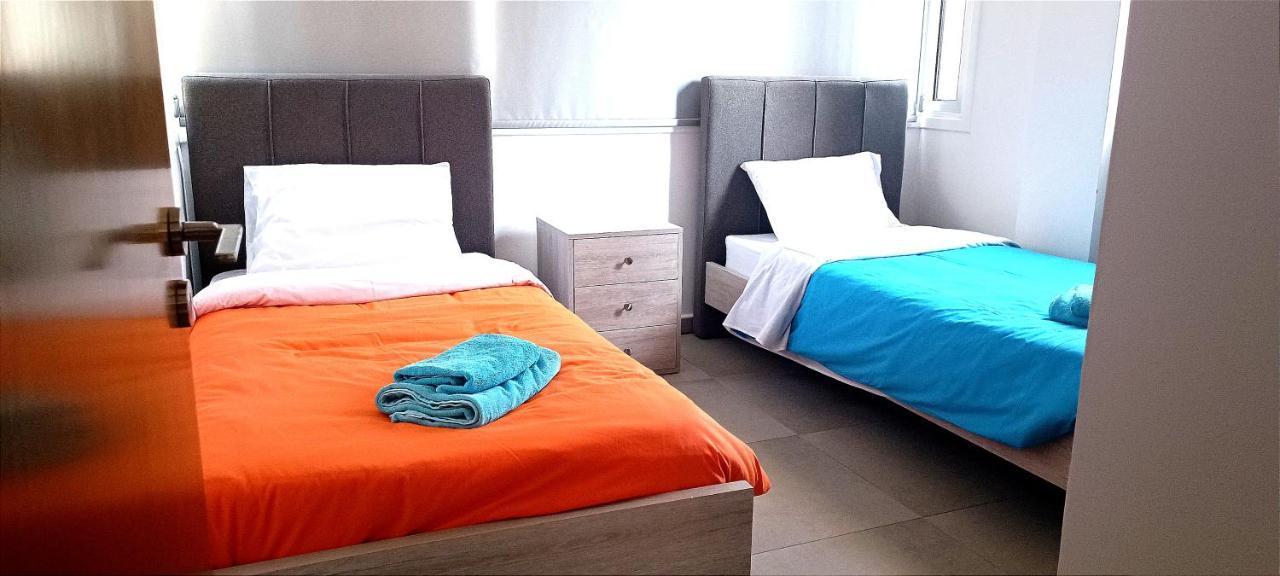 Colonial Villa 32 เปร์โวเลีย ภายนอก รูปภาพ